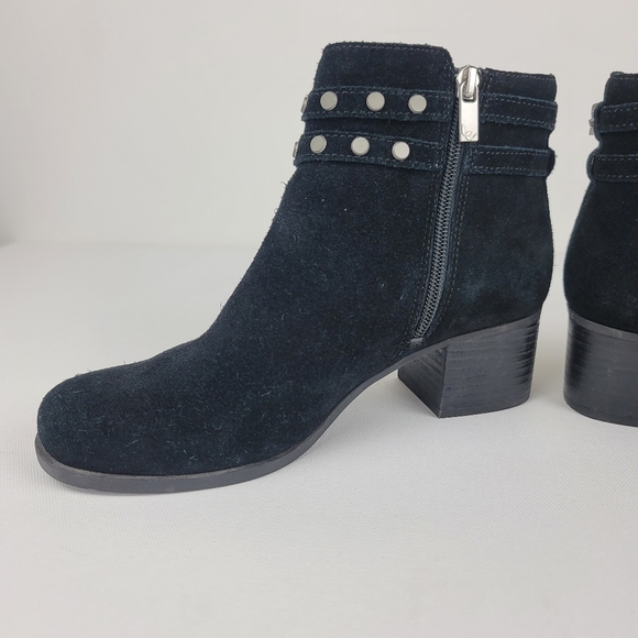 Koolaburra by UGG black zipper ankle booties size 7 - Picture 6 of 11